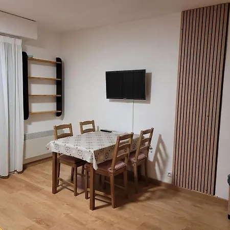 4 Couchages Apartament *